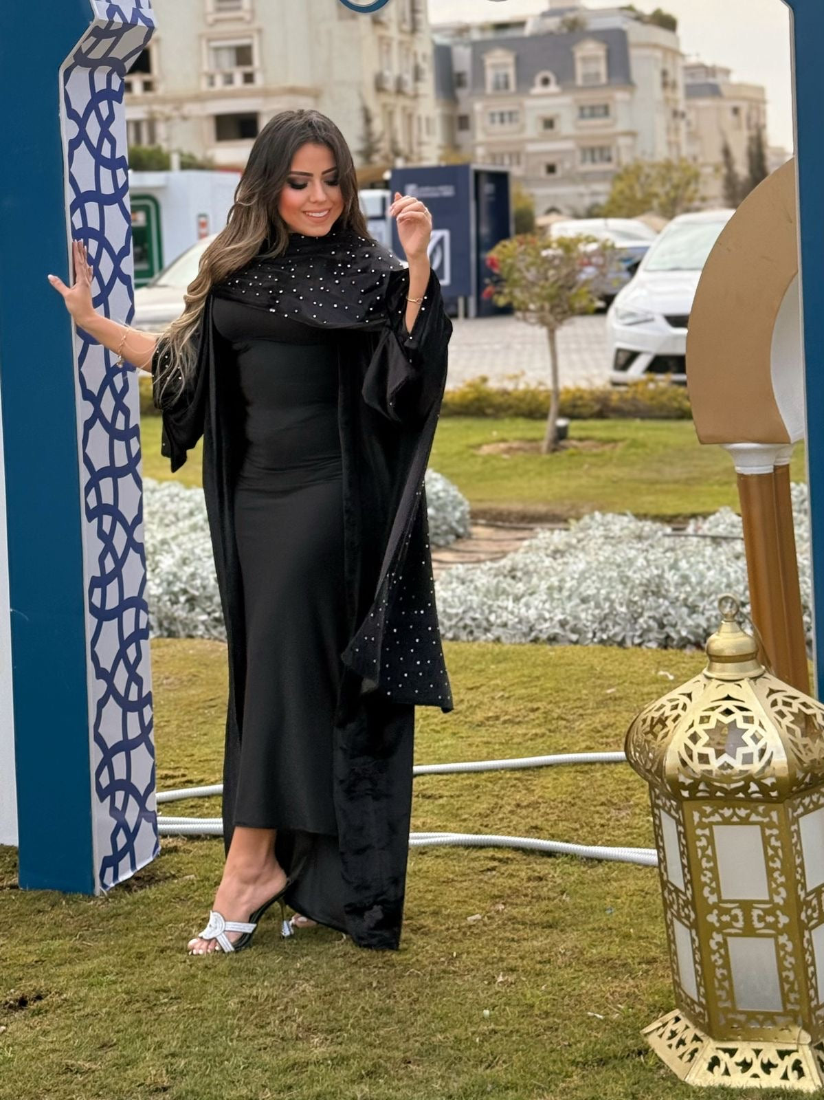 Black abaya velvet with scarf pw