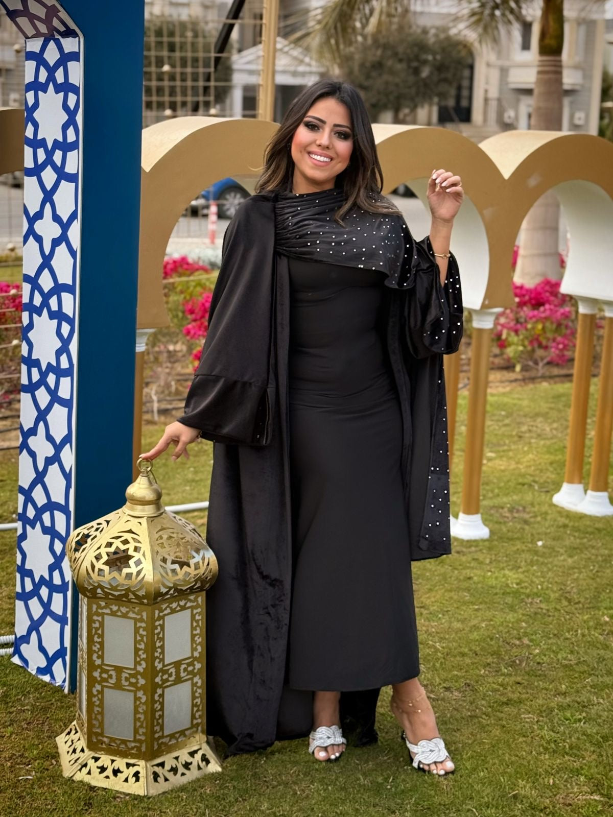 Black abaya velvet with scarf pw
