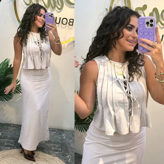 Set sleeveless crew neck pleated