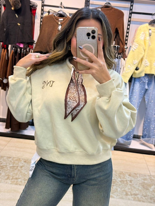 Pullover with scarf 30177 ch